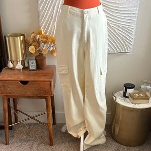 100% Cotton Cream Cargo Pants (‘Spicy Small’)